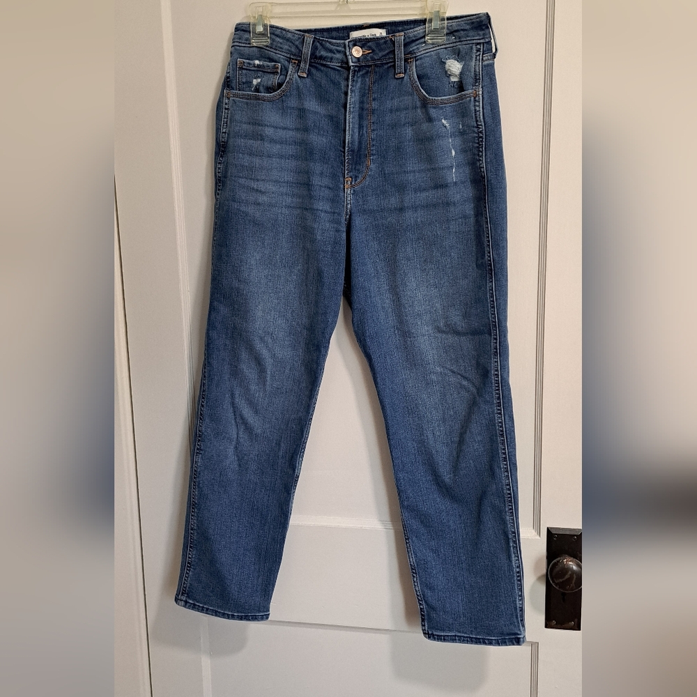 Abercrombie & Fitch The Mom High Rise Jeans – Women’s Size 30/10 R (Midwash)